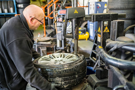 Tyre Change Dubai